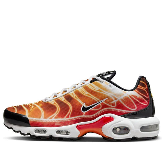 Nike Air Max Plus 'Light Photography - Sport Red'